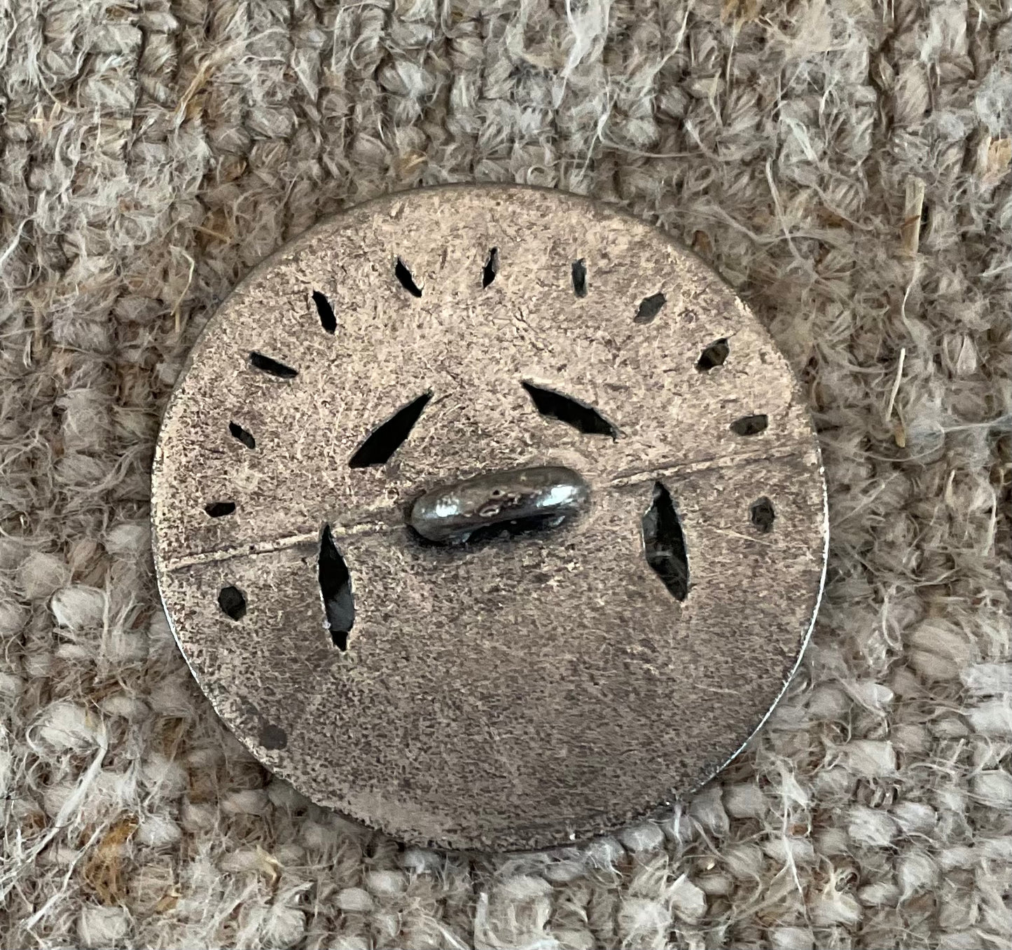 Knopf " Ausgehfein "