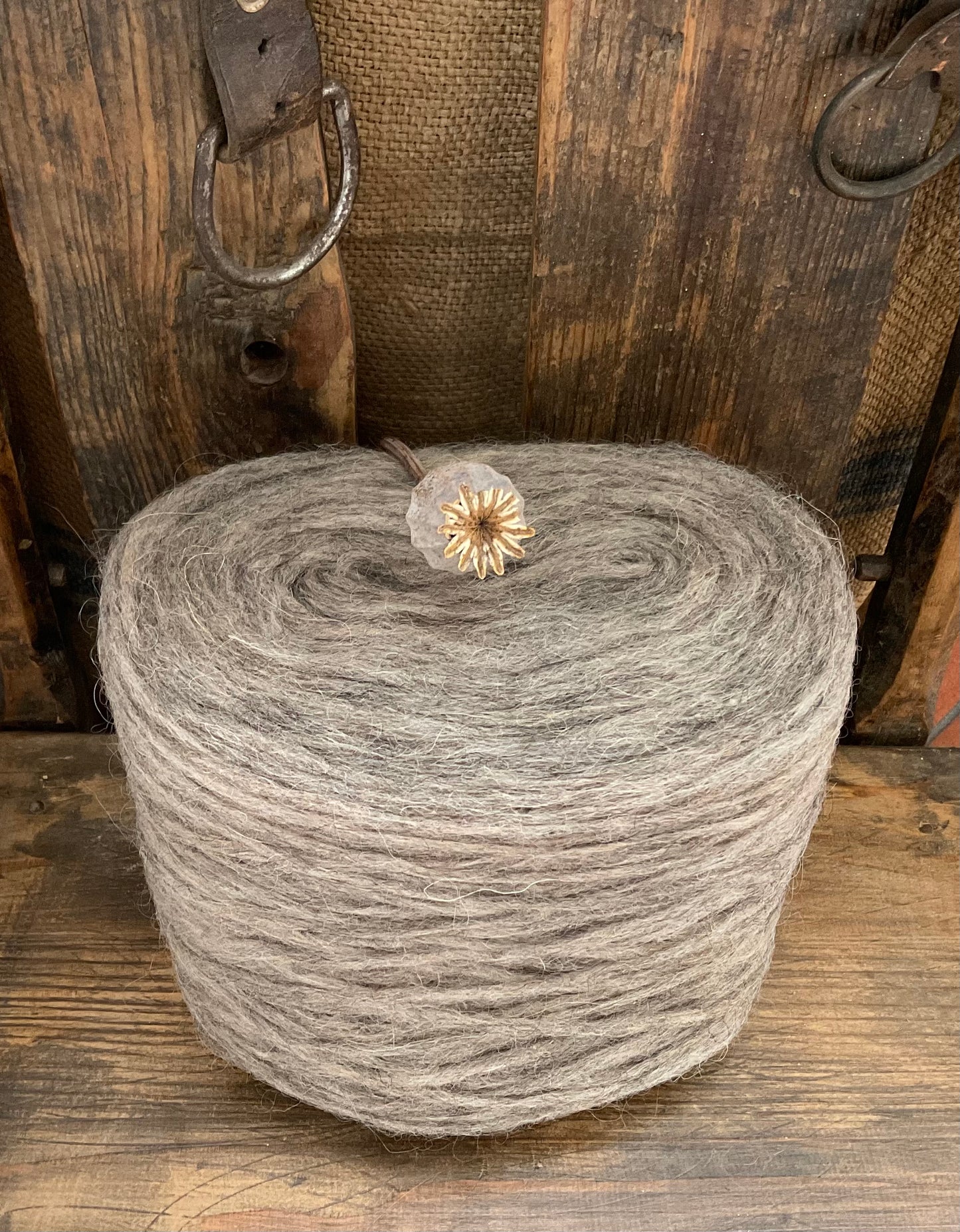 100g Preyarn unspun yarn "old barn" Farbe: alter Stallboden Wolle von alten Landschafrassen