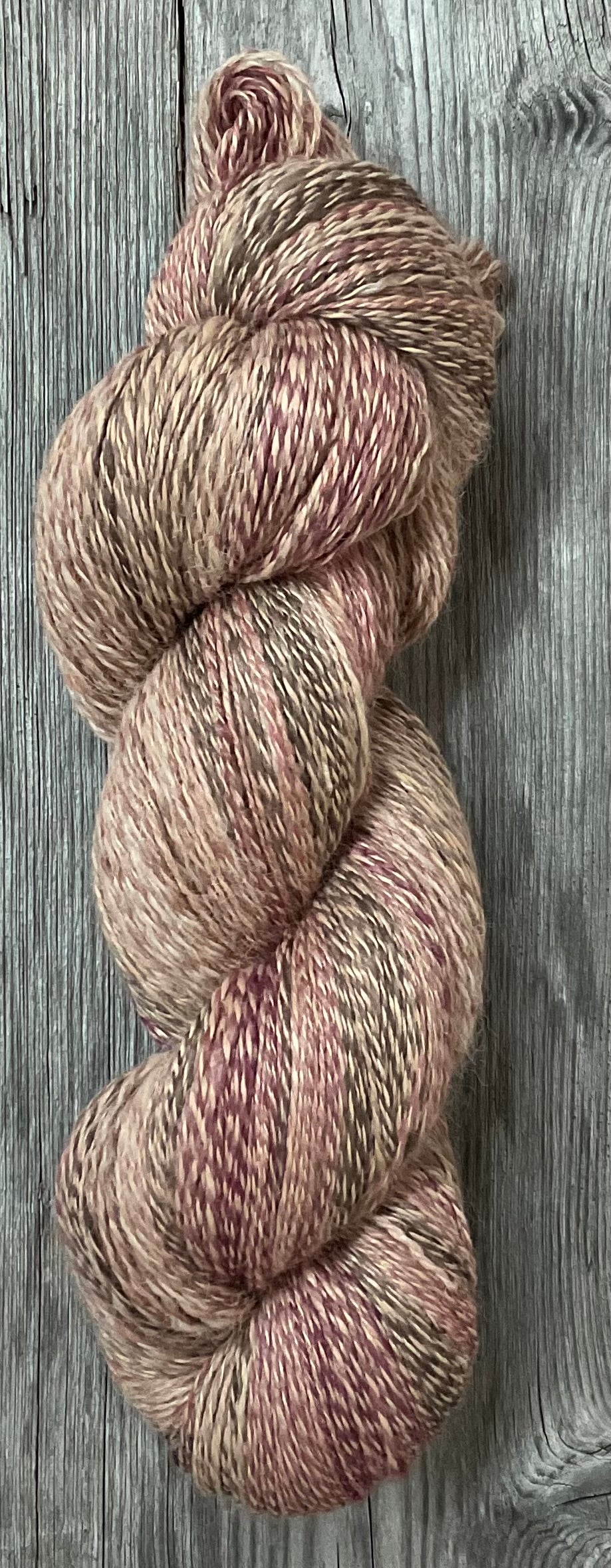 Wolle Handgesponnen 190 g oder 233 g "Ackerwinde"
