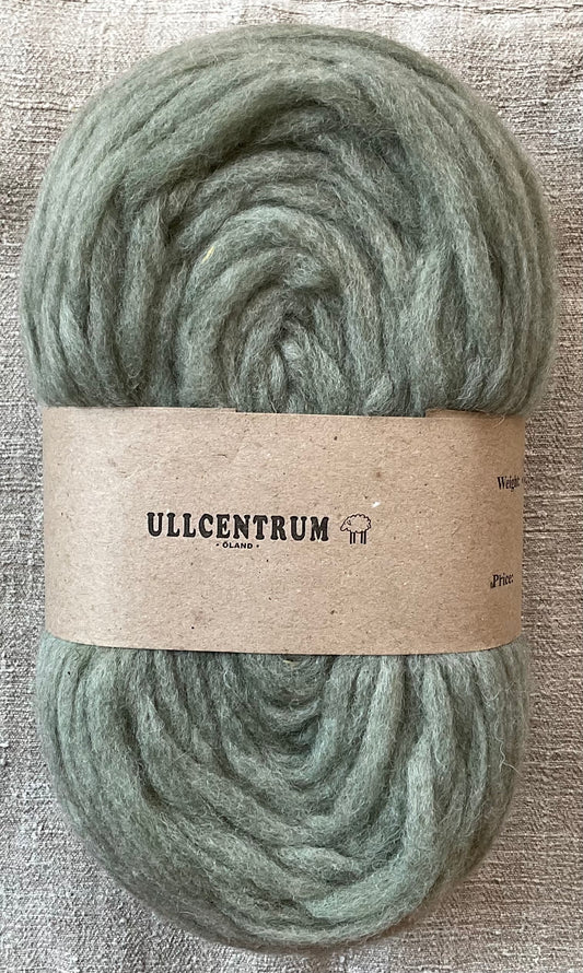 Ullcentrum Öland Preyarn unspun yarn schwedische Schafwolle " Beifuß Tweed "
